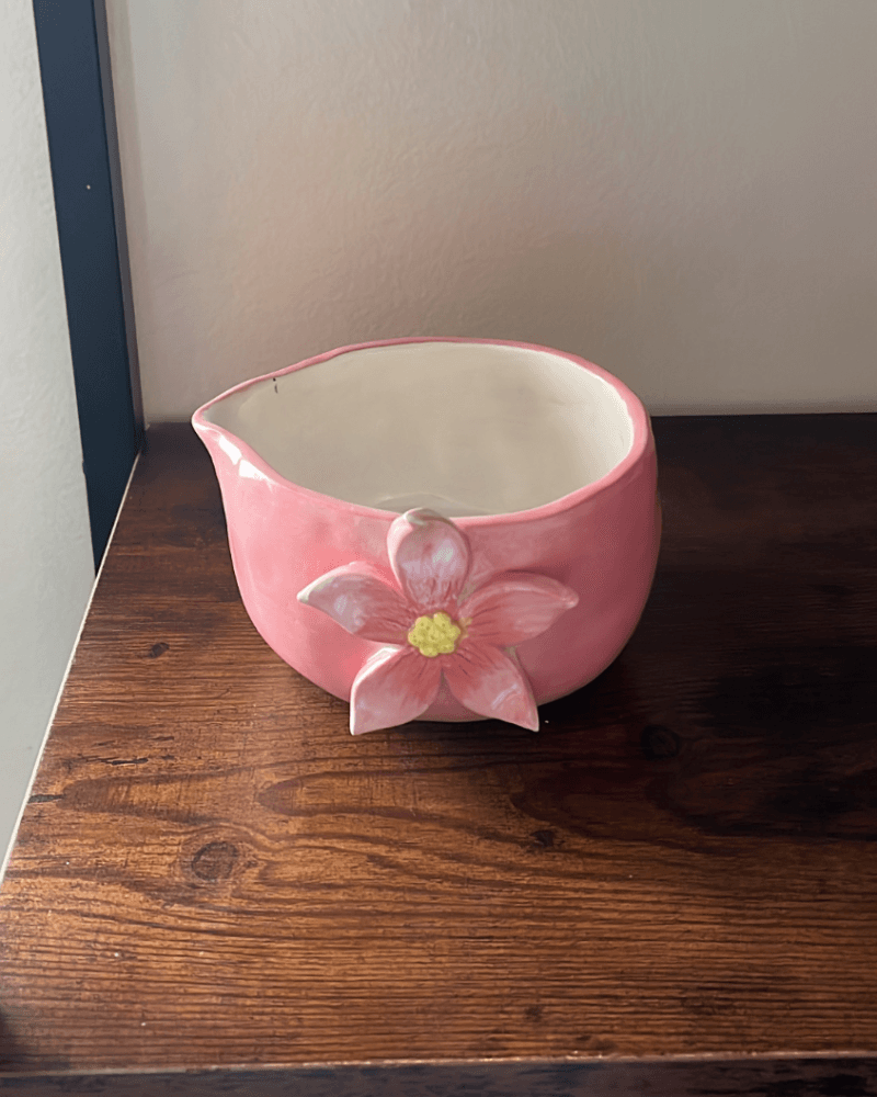 وعاء ماتشا 🌸 من متجر كلاي-ڤا