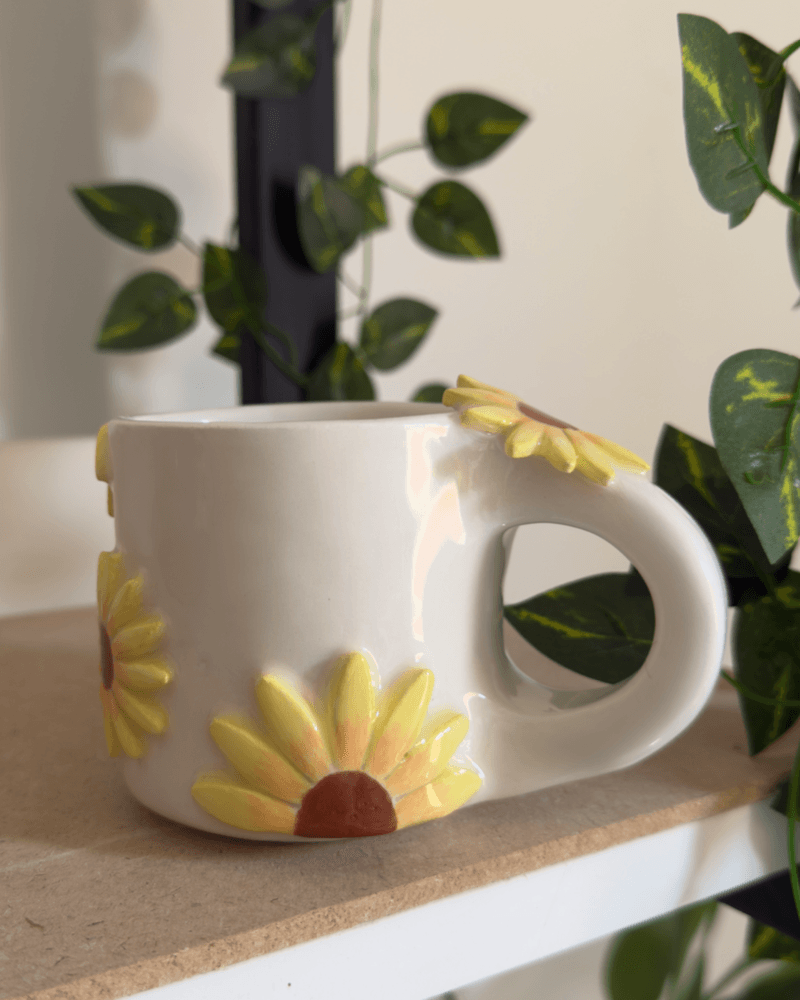 كوب دوار الشمس من متجر اولارو للفخار